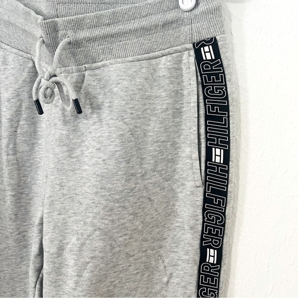 Tommy Hilfiger Sport XS Jogger Set Top Cowl Neck Sweatshirt Pant Tapered Leg EUC - Picture 9 of 14